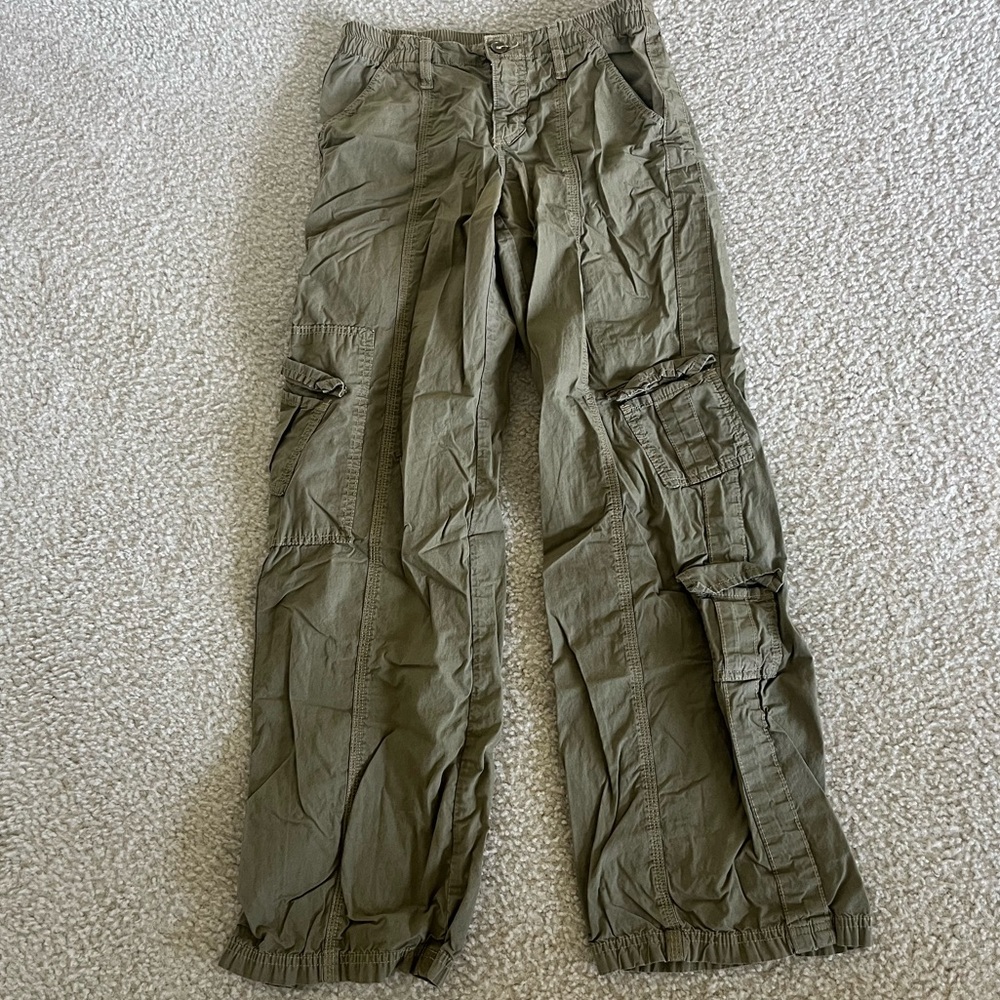 Green Urban Outfitters Cargo Pants Size M